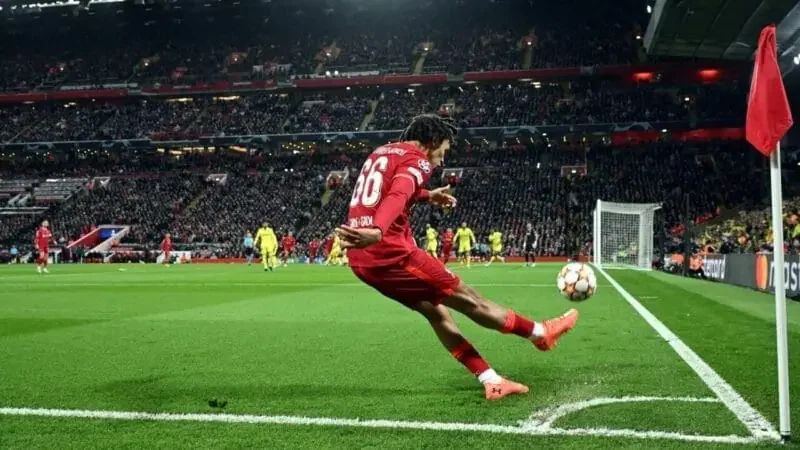 Phân Tích Chi Tiết Luật Bóng Đá 7 Người Bạn Cần Biết